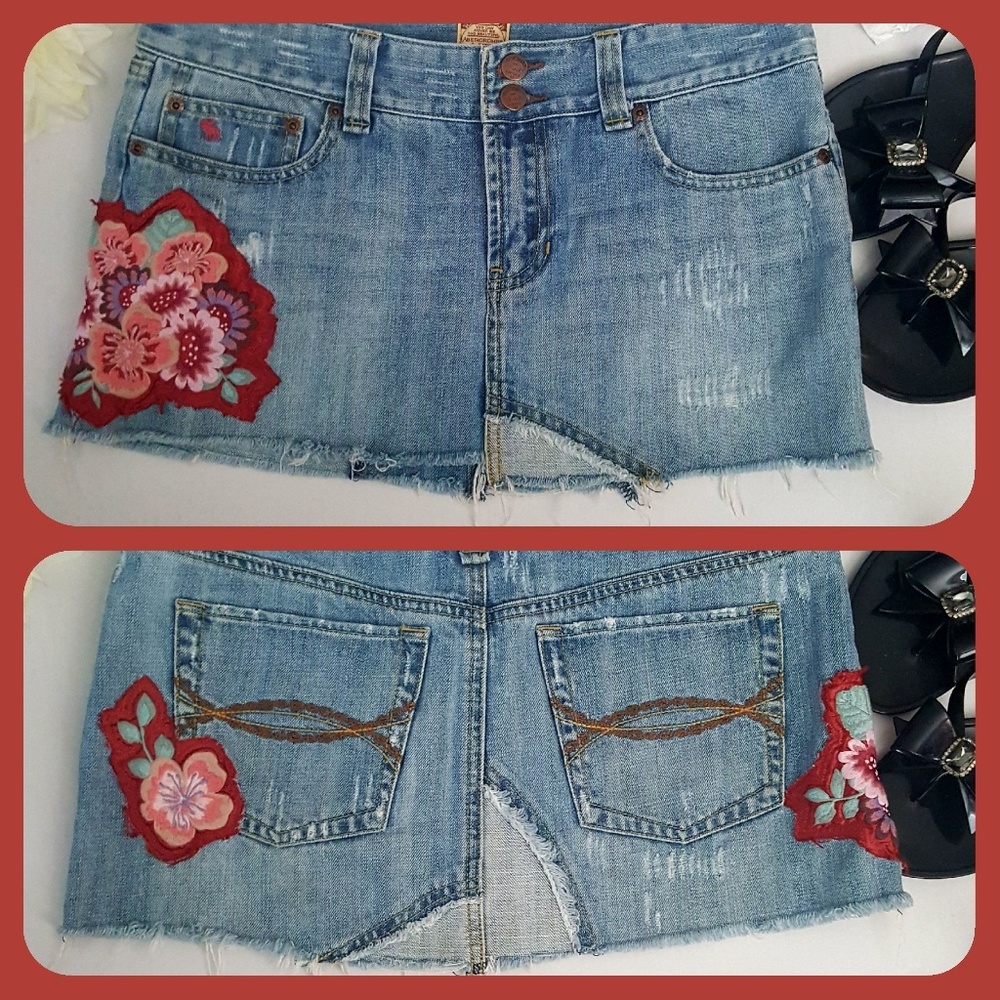 🌺ABERCROMBIE Embroidered Mini Skirt ~ Gorgeous!!